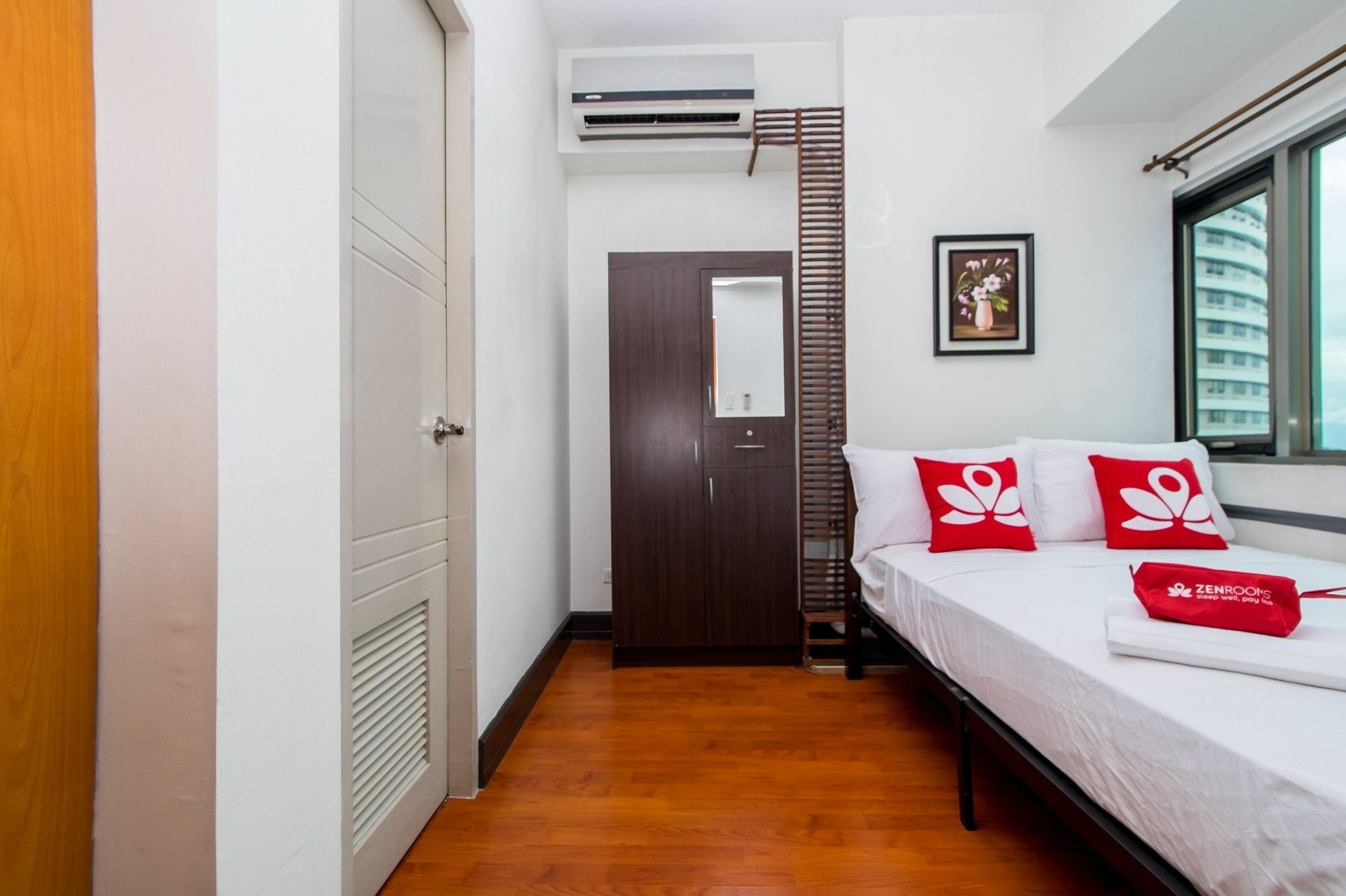 Zen Home Forbeswood Parklane Bgc Тагиг Экстерьер фото