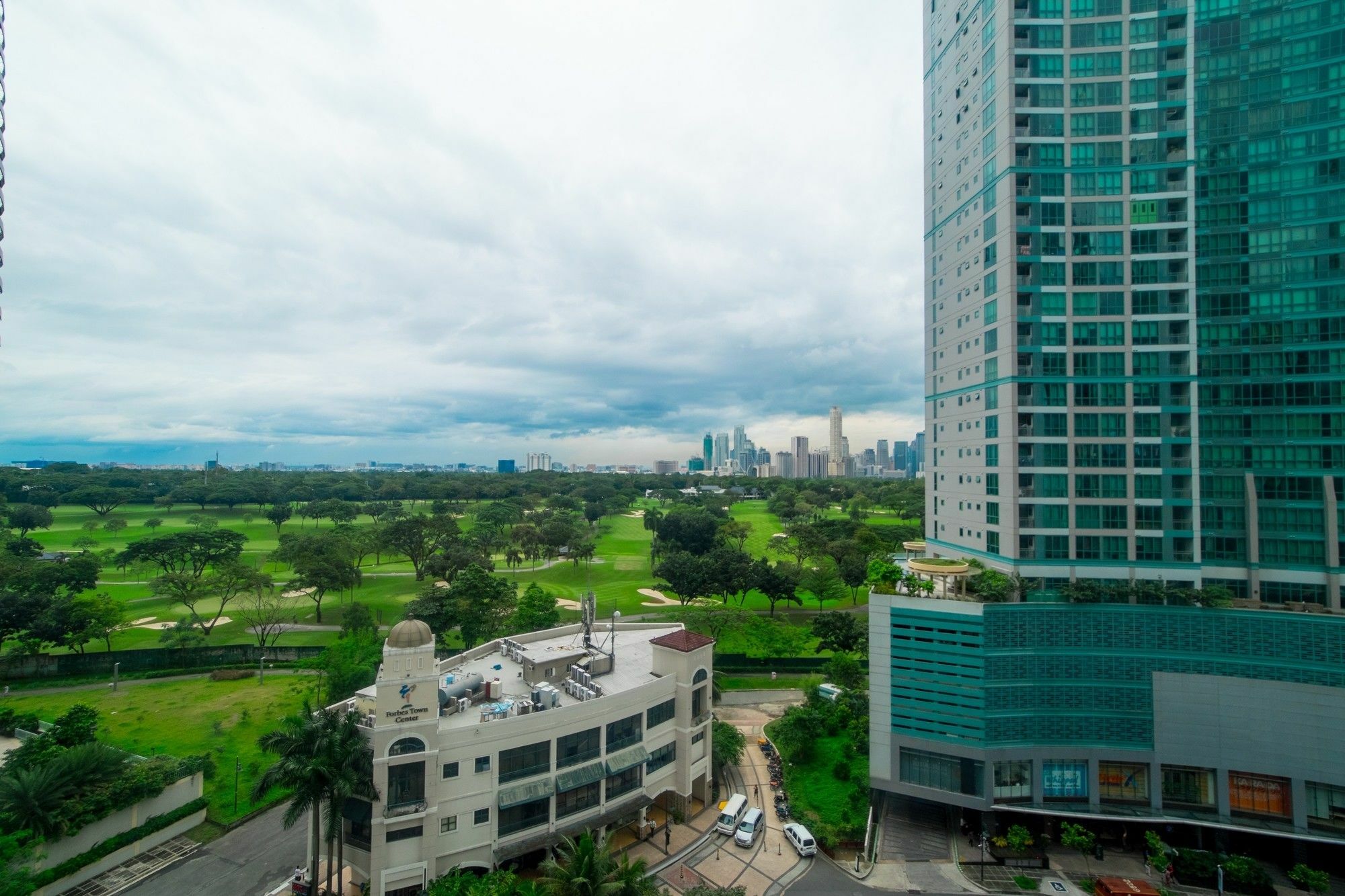 Zen Home Forbeswood Parklane Bgc Тагиг Экстерьер фото